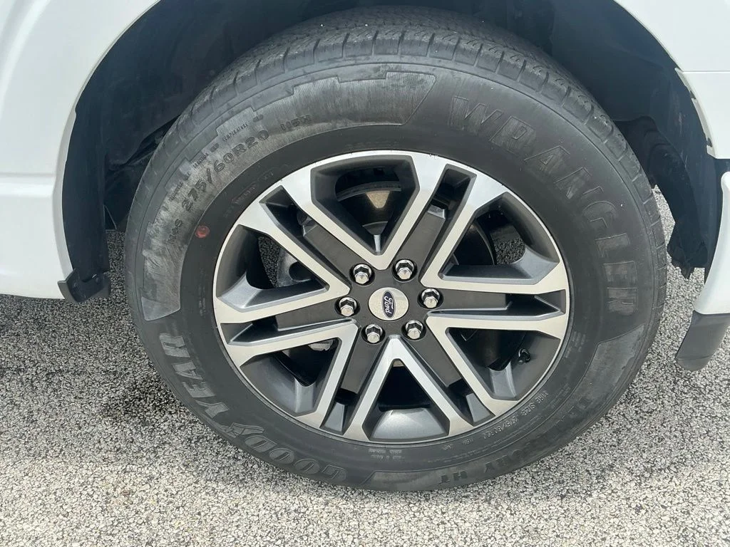 Used 2023 White Ford XL image 24