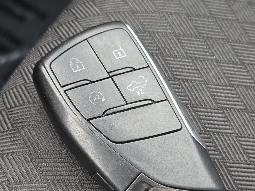 Used 2023 Summit White Chevrolet LT image 37
