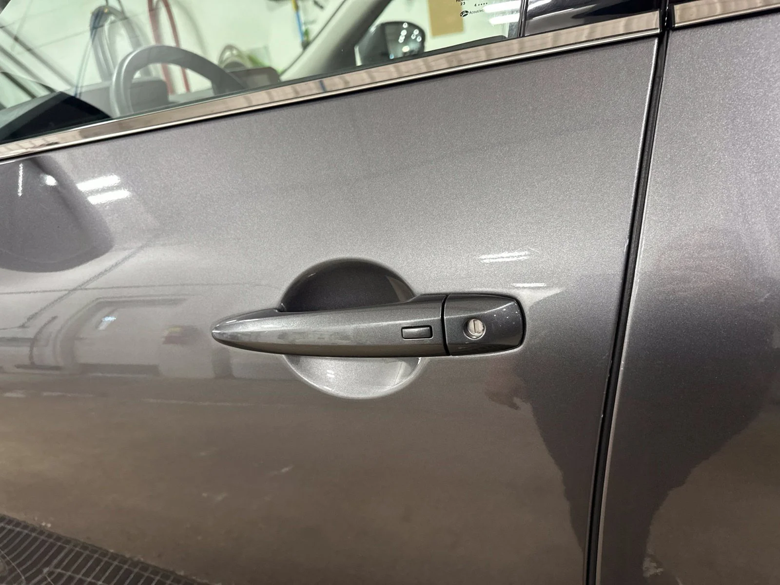 Used 2025 Gray Nissan SV image 8