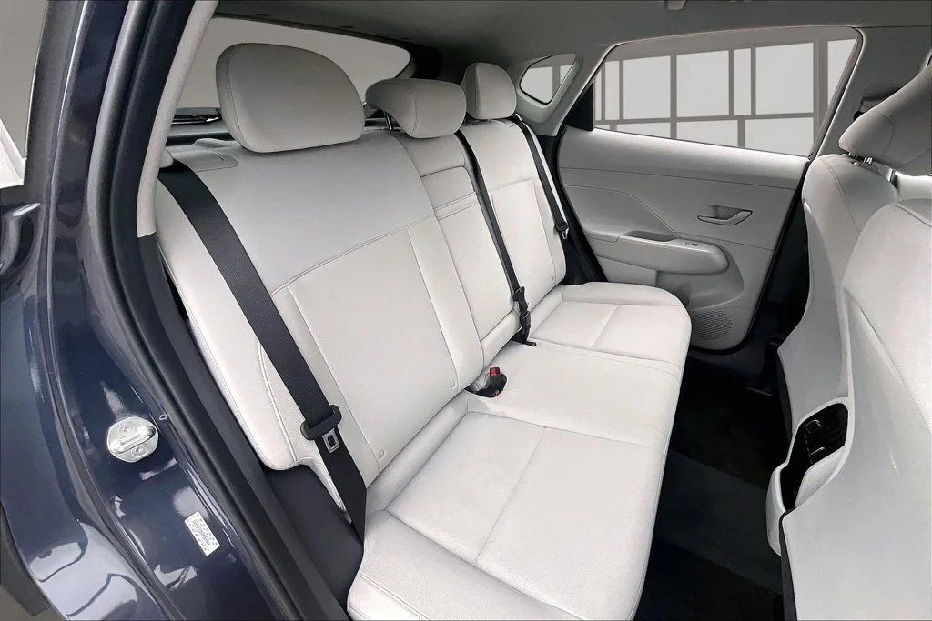 Used 2024 Blue Hyundai SEL image 23