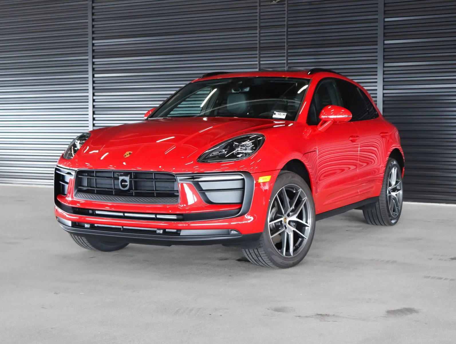 2026 Porsche Macan's photo