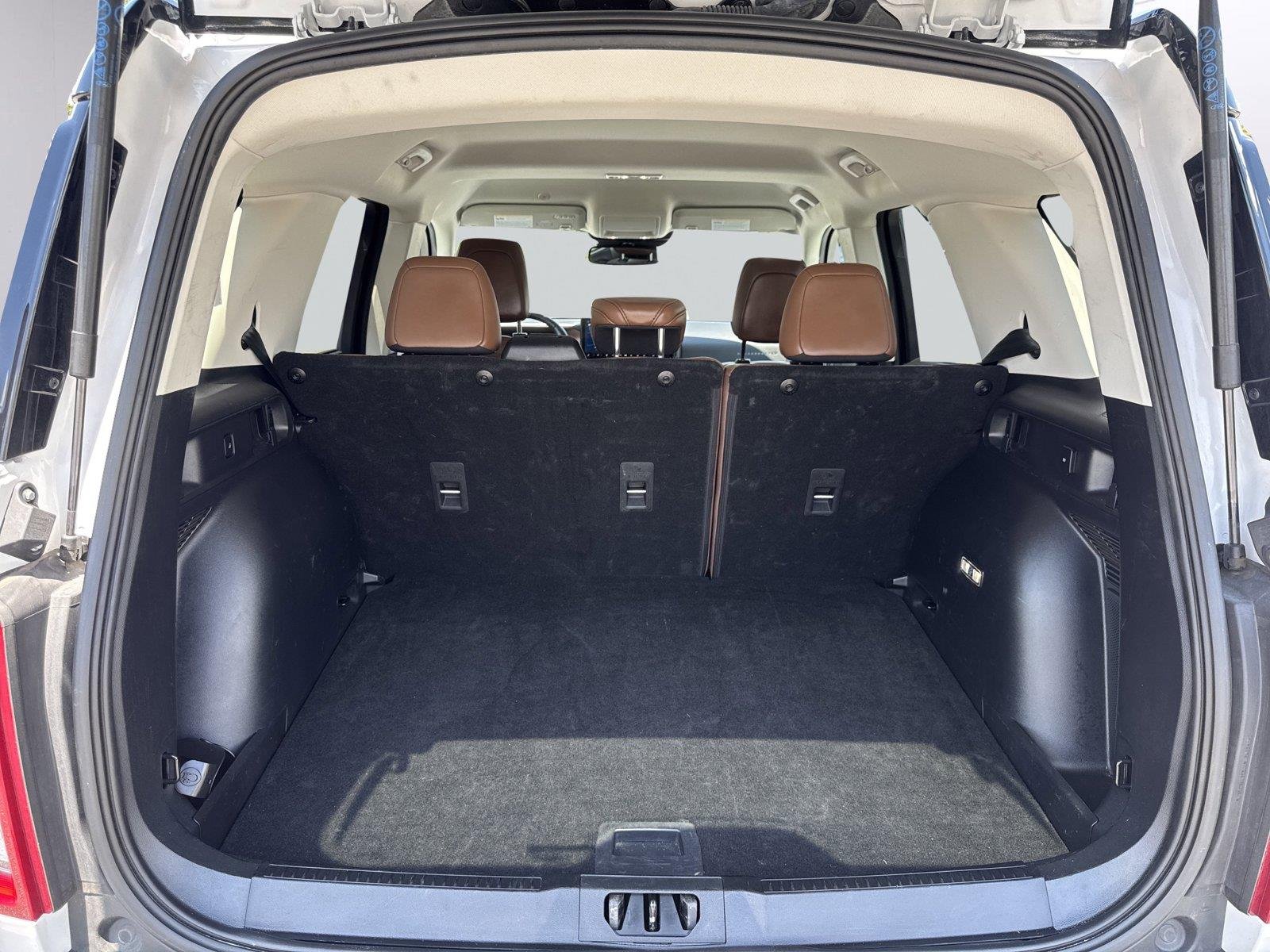 Used 2025 Oxford White Ford Outer Banks image 25