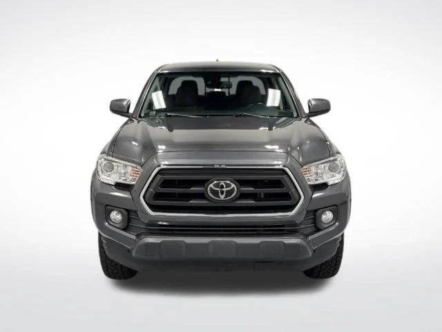 Used 2021 Gray Toyota SR5 image 3