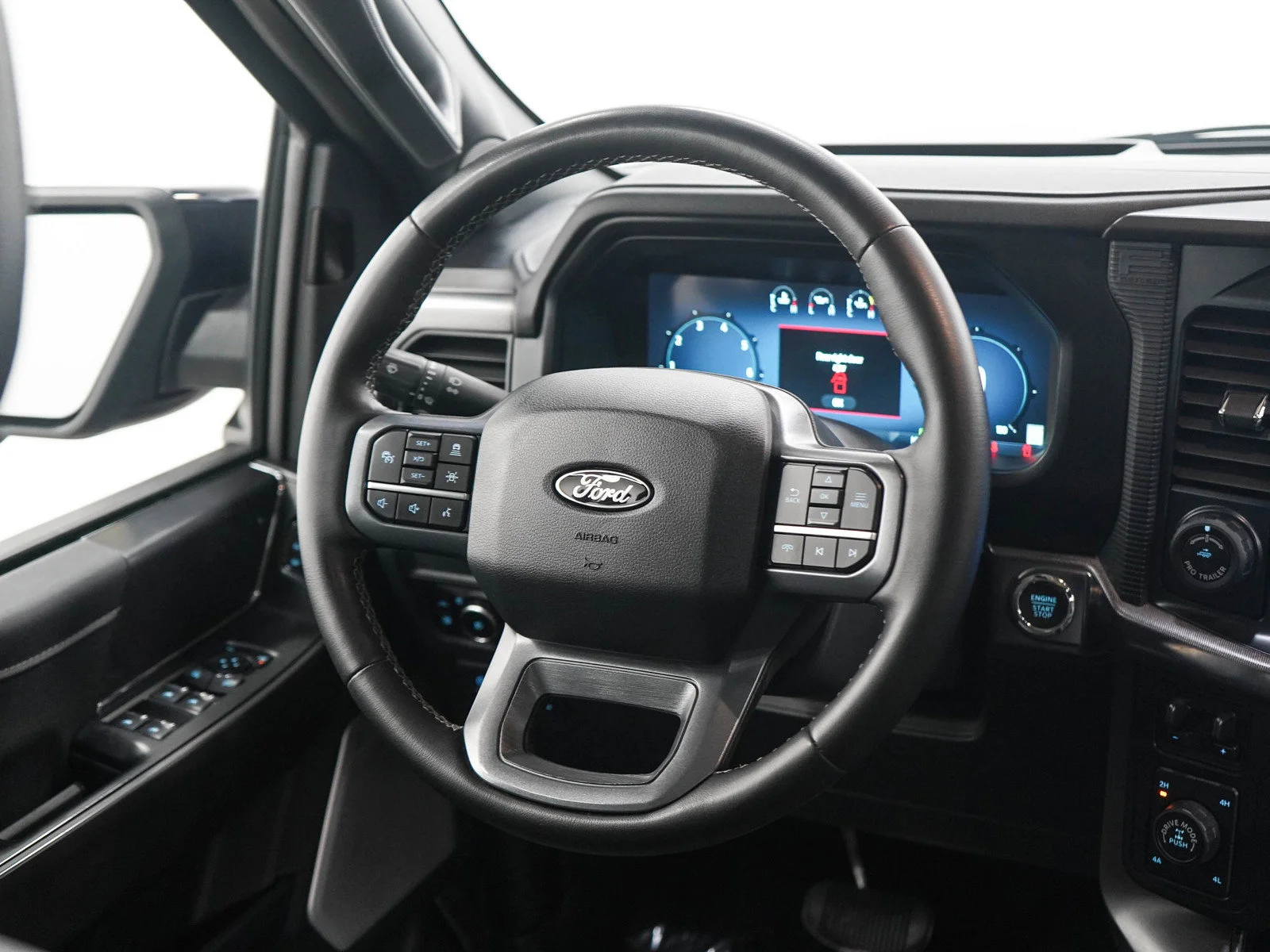 Used 2025 Atlas Blue Metallic Ford LARIAT image 13