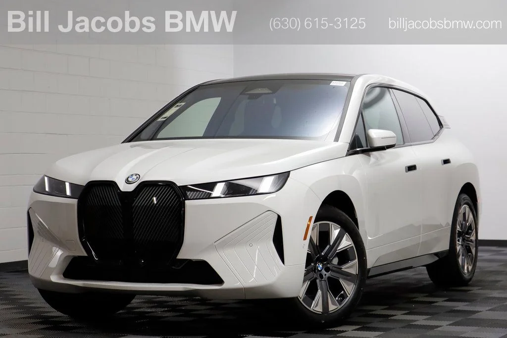 2026 BMW iX xDrive60's photo
