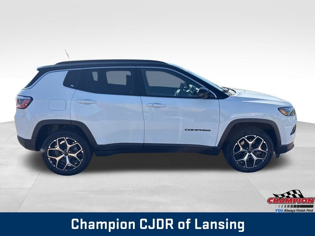 Used 2025 White Jeep Limited image 9