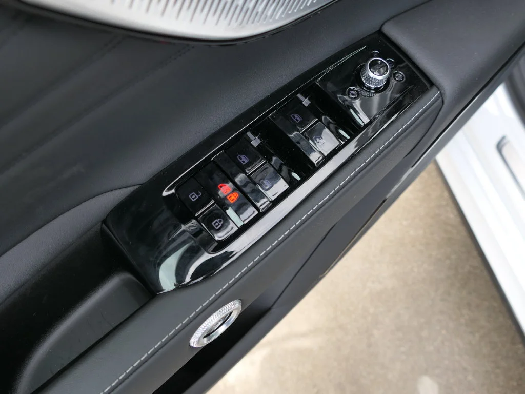 2026 Maserati Grecale Modena V6 - Photo 12