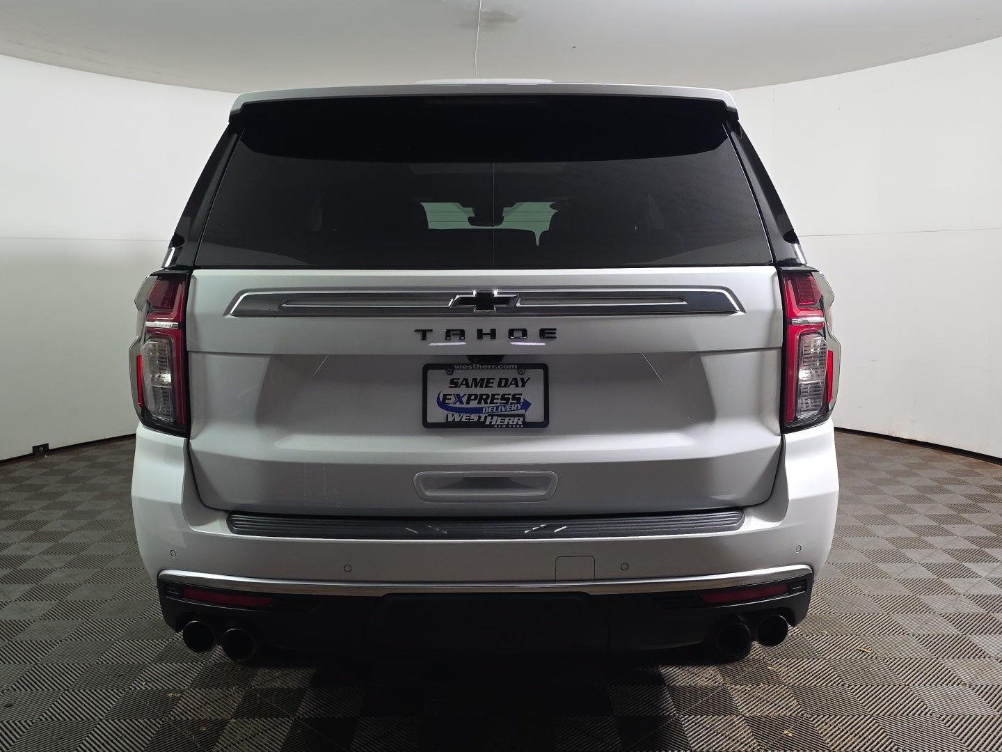 Used 2024 Iridescent Pearl Tricoat Chevrolet High Country image 11