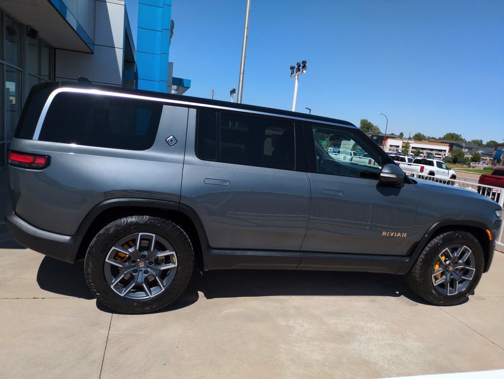 2023 Rivian R1S Adventure - Photo 6