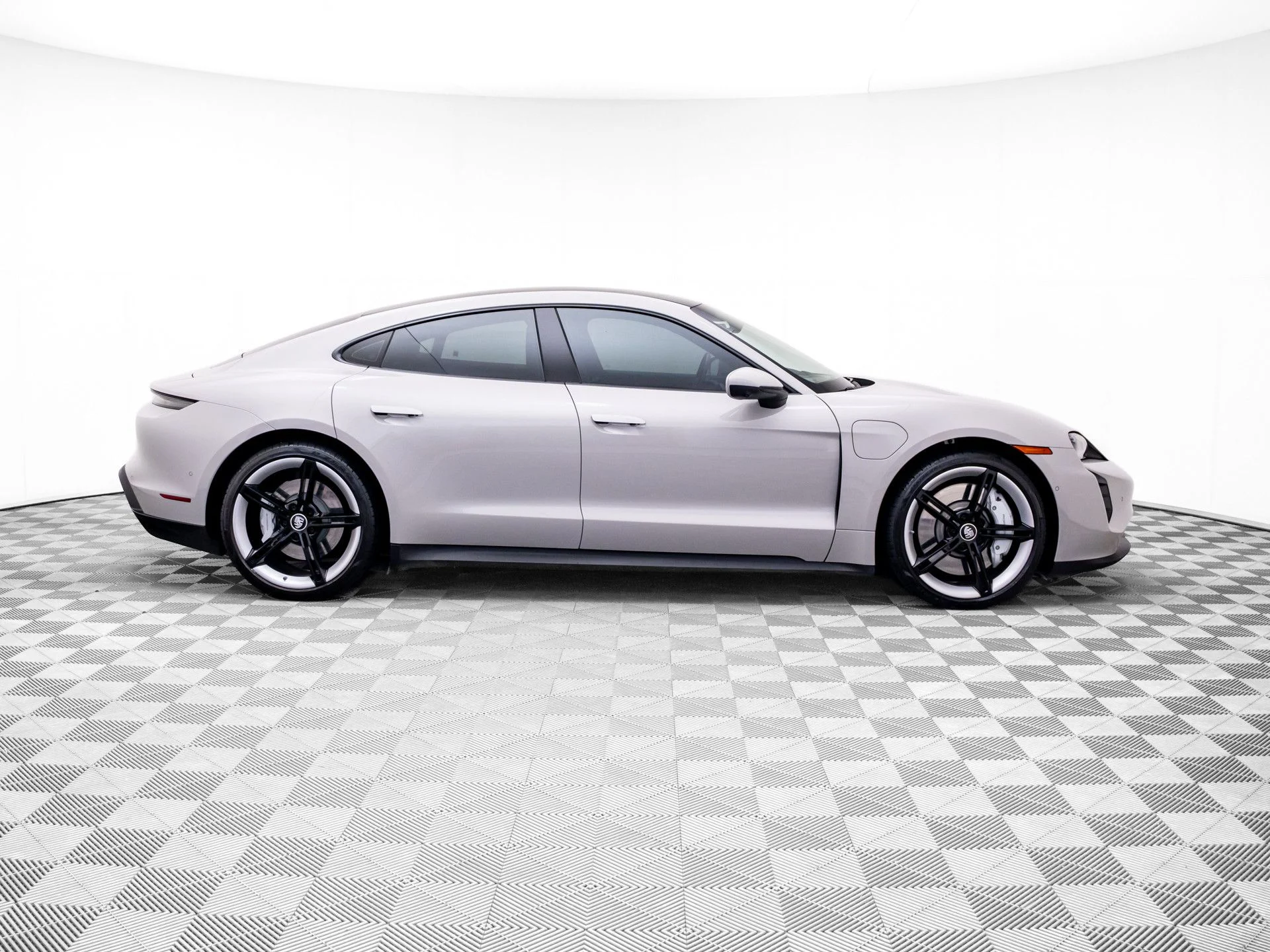 Certified Used 2021  Porsche 4S image 7