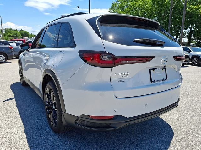 Used 2025 White Mazda Premium image 5