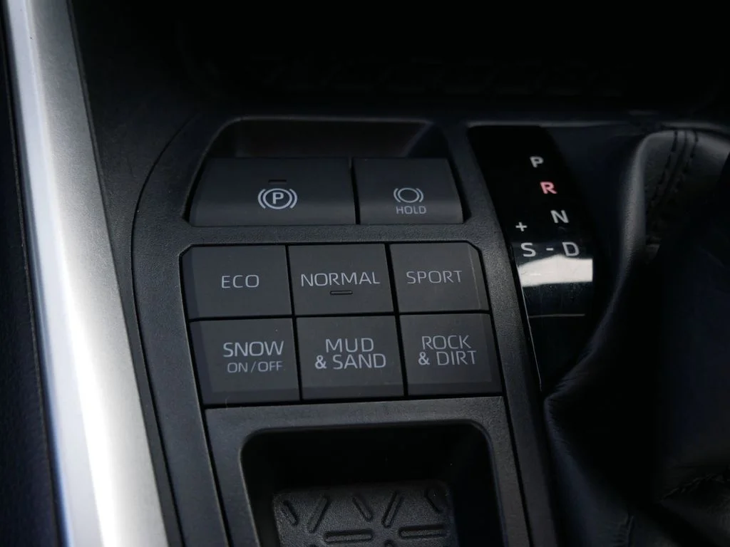 Used 2023 Gray Toyota XLE Premium image 23