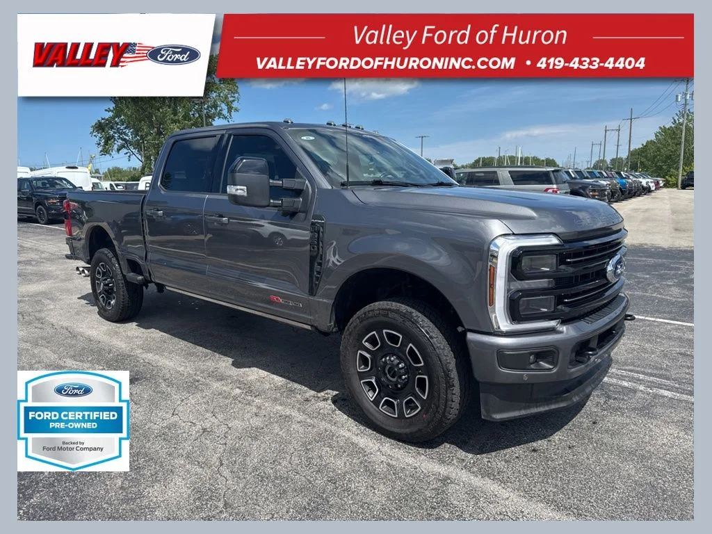 2025 Ford F-350 Platinum 4x4 Crew Cab 6-3/4' Box SRW's photo
