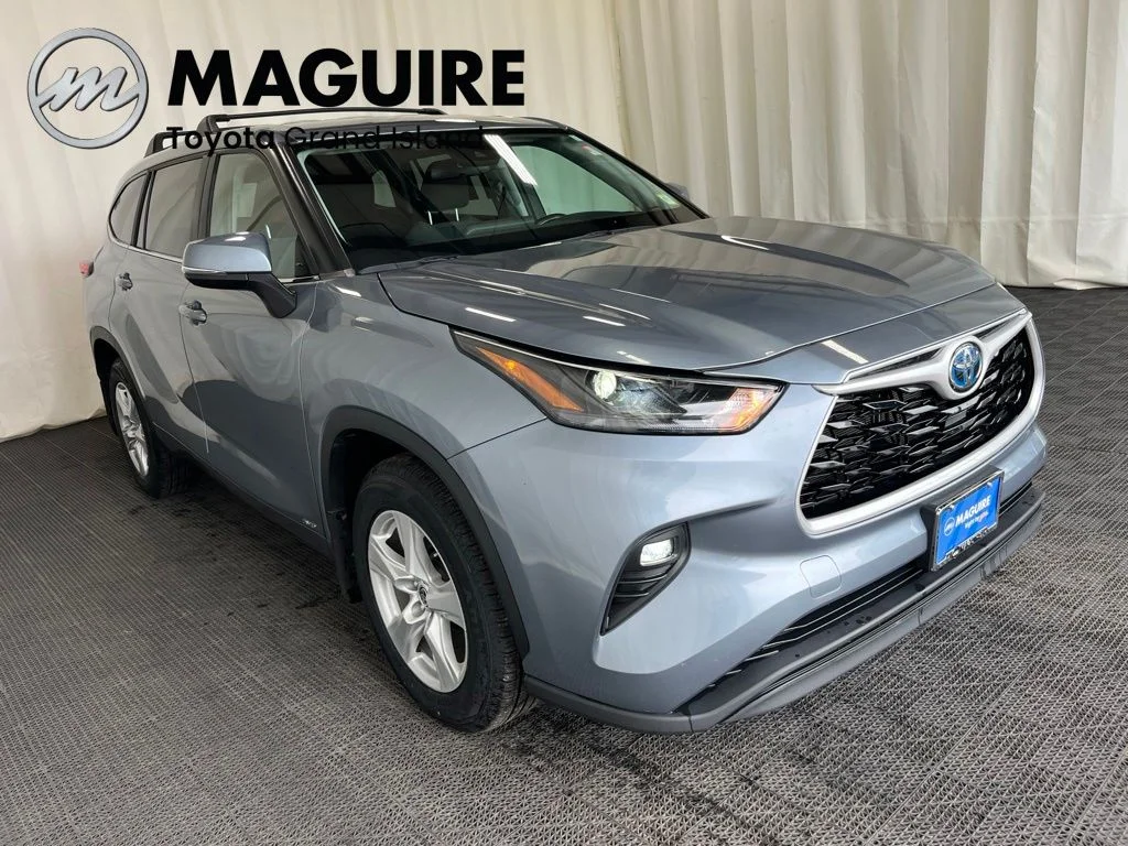 Used 2023 Blue Toyota LE image 32