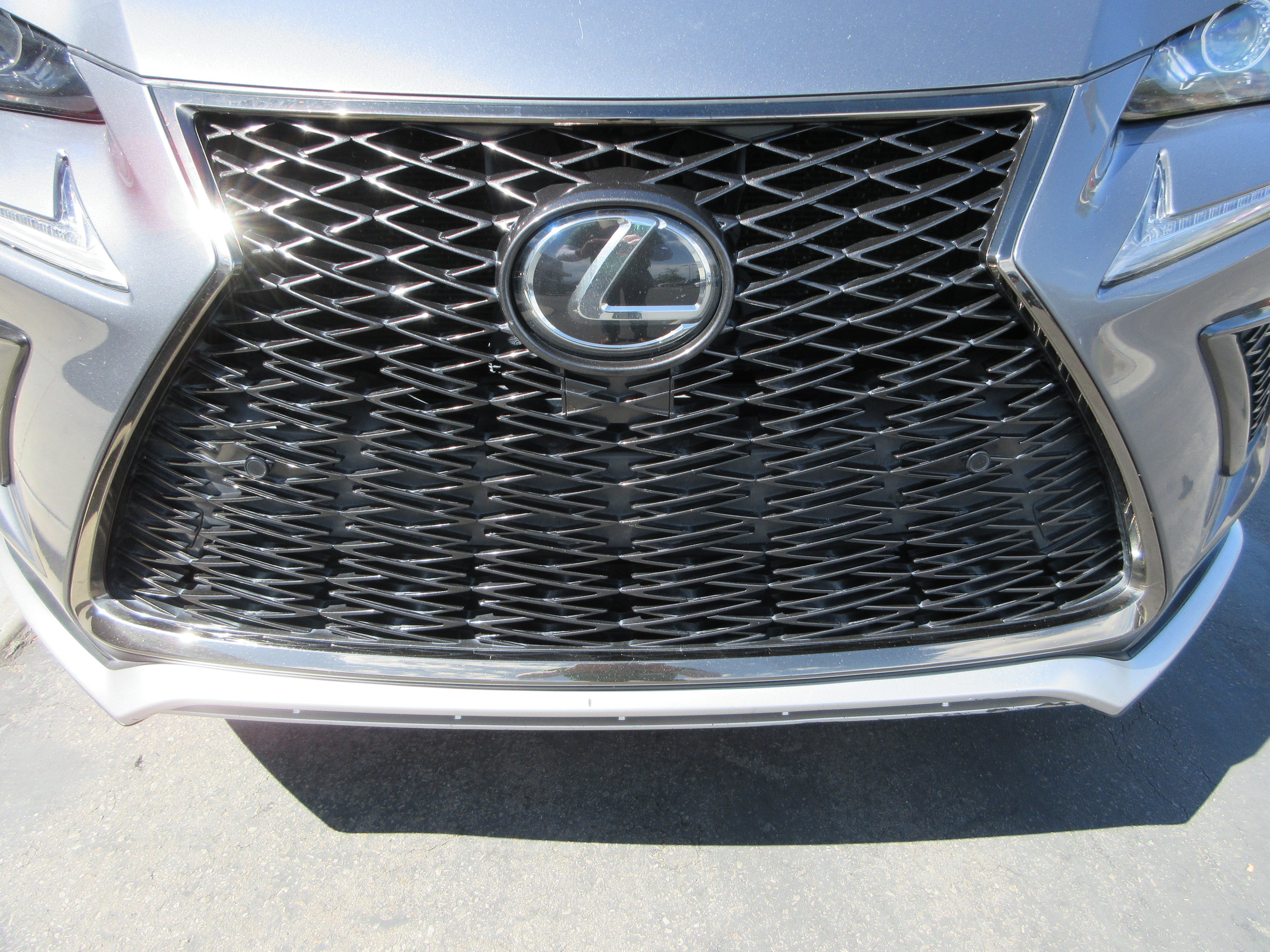 Used 2018 Nebula Gray Pearl Lexus 300 F Sport image 17