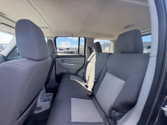 Used 2008 Blue Jeep Limited image 22