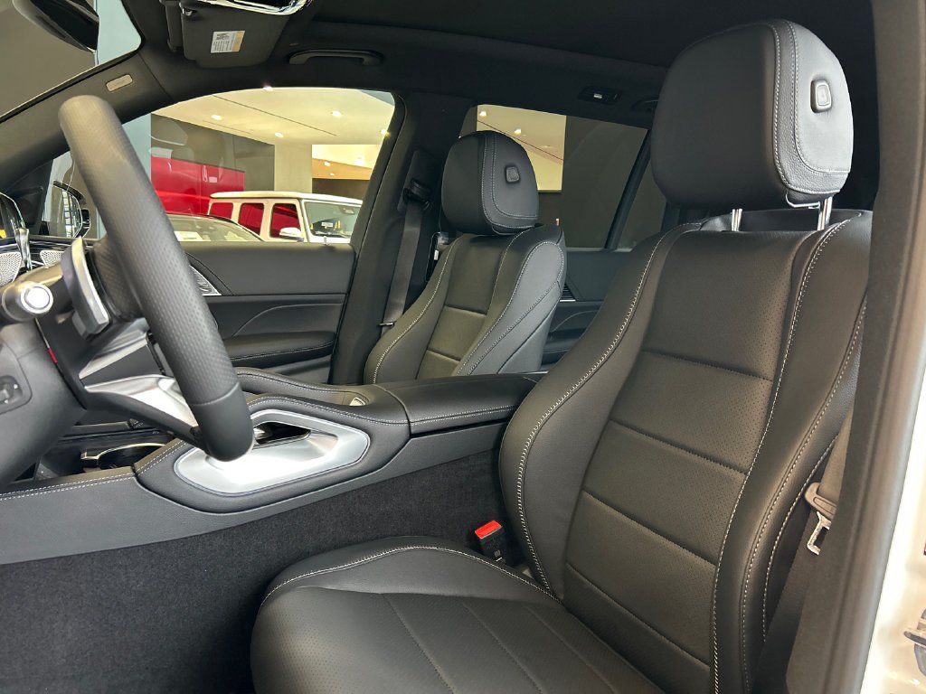 New 2027 Polar White Mercedes-Benz GLS 450 image 9