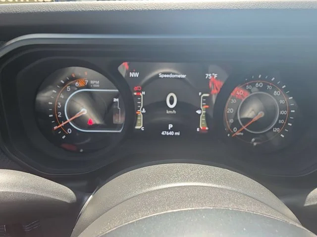 Used 2024 Gray Jeep Rubicon image 19