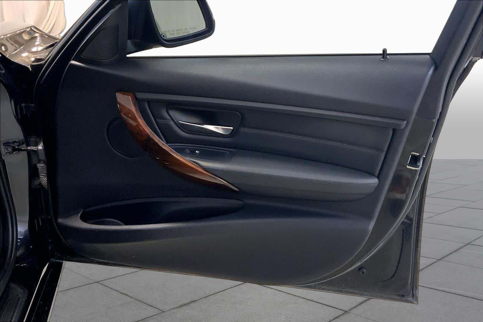 Used 2014 Black Sapphire Metallic BMW 328i xDrive image 22