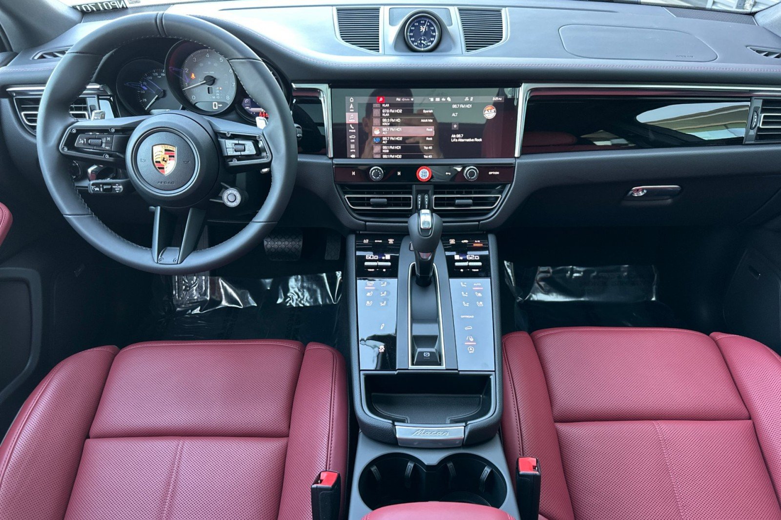 2026 Porsche Macan S - Photo 6