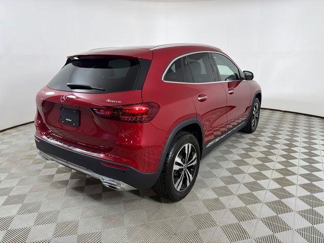 New 2026 MANUFAKTUR Patagonia Red Metallic Mercedes-Benz GLA 250 image 7