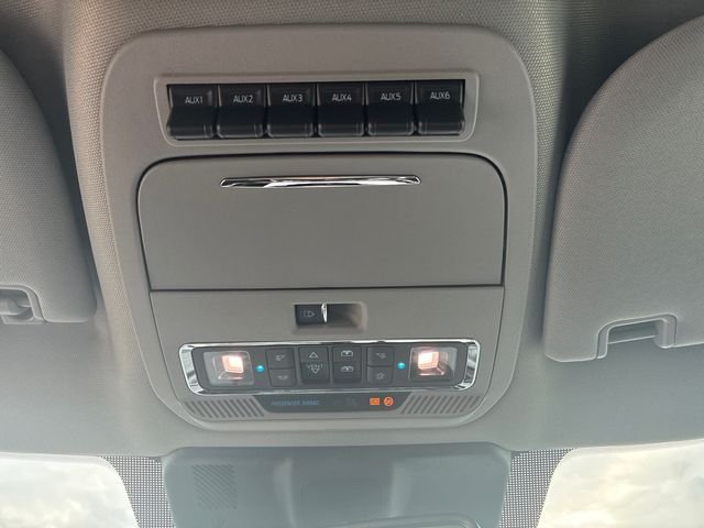 New 2026 Carbonized Gray Metallic Ford F-350® Lariat® image 31