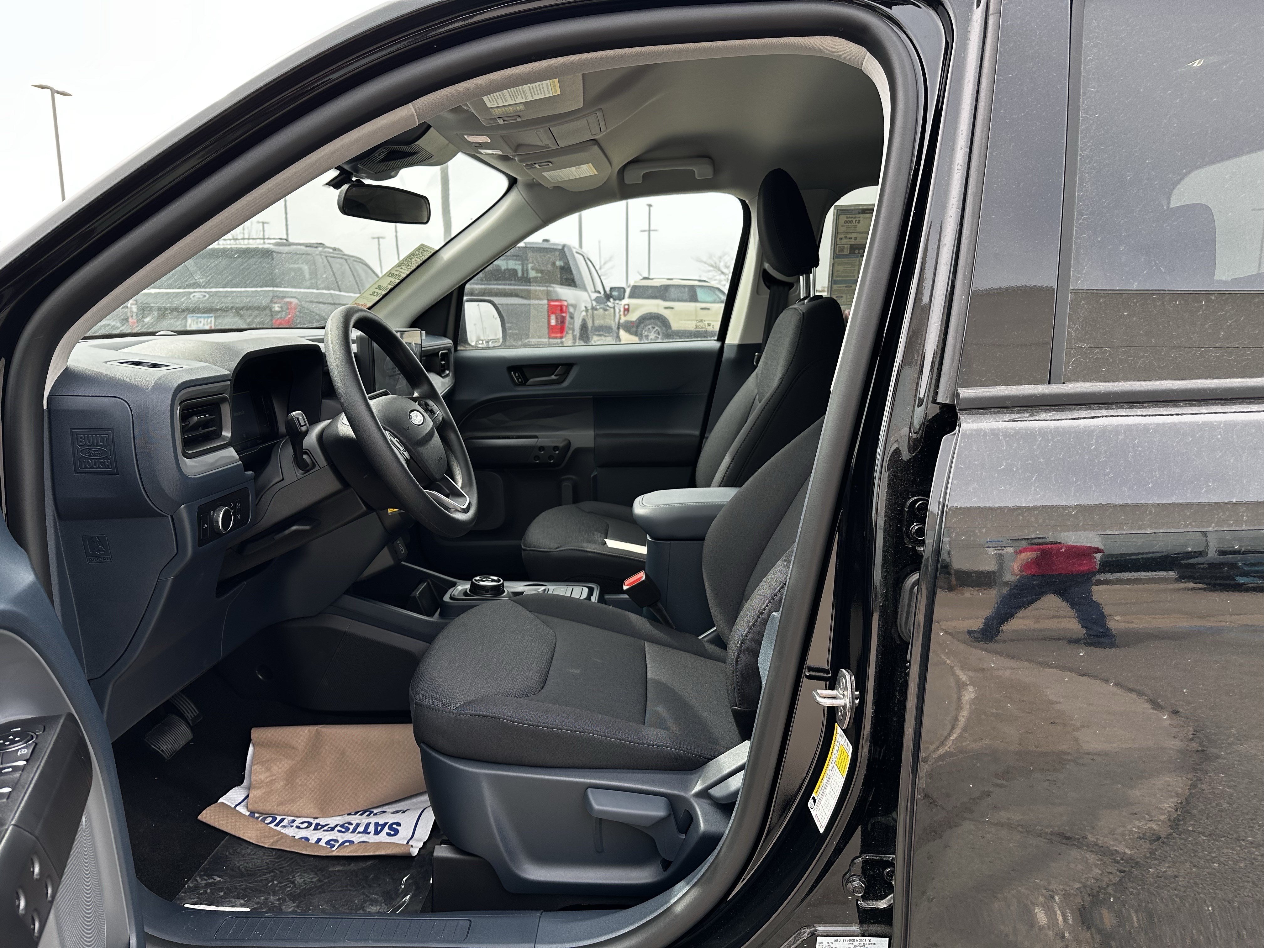 New 2025 Shadow Black Ford XL image 5