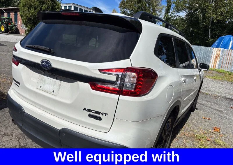 Used 2023 White Subaru Onyx Edition image 3