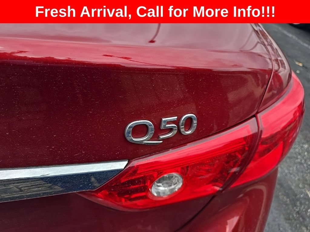 Used 2016 Red INFINITI 2.0t Base image 18