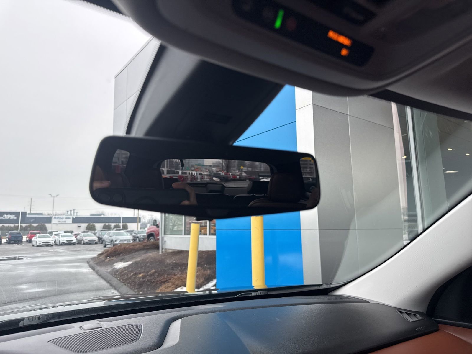 Used 2019 Mosaic Black Metallic Chevrolet High Country image 36