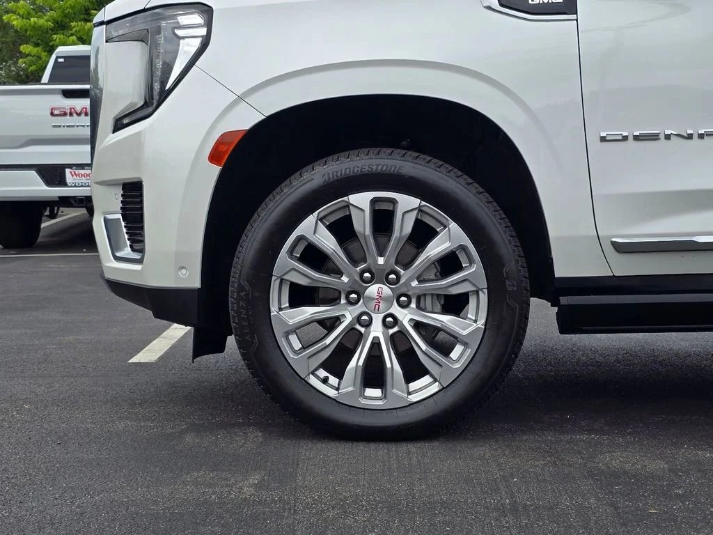 2023 GMC Yukon XL Denali - Photo 35