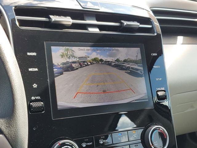 2023 Hyundai Tucson SE - Photo 16
