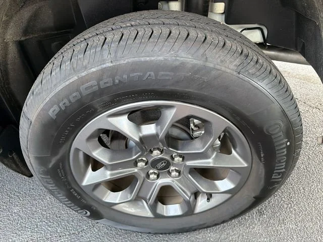 Used 2024 Beige Ford XLT image 19
