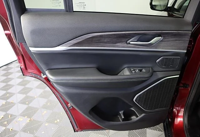 Used 2024 Velvet Red Pearlcoat Jeep BASE image 22