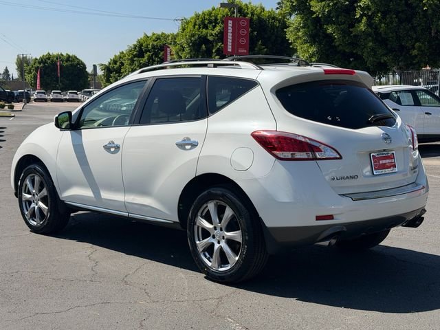 Used 2012 White Nissan LE image 5