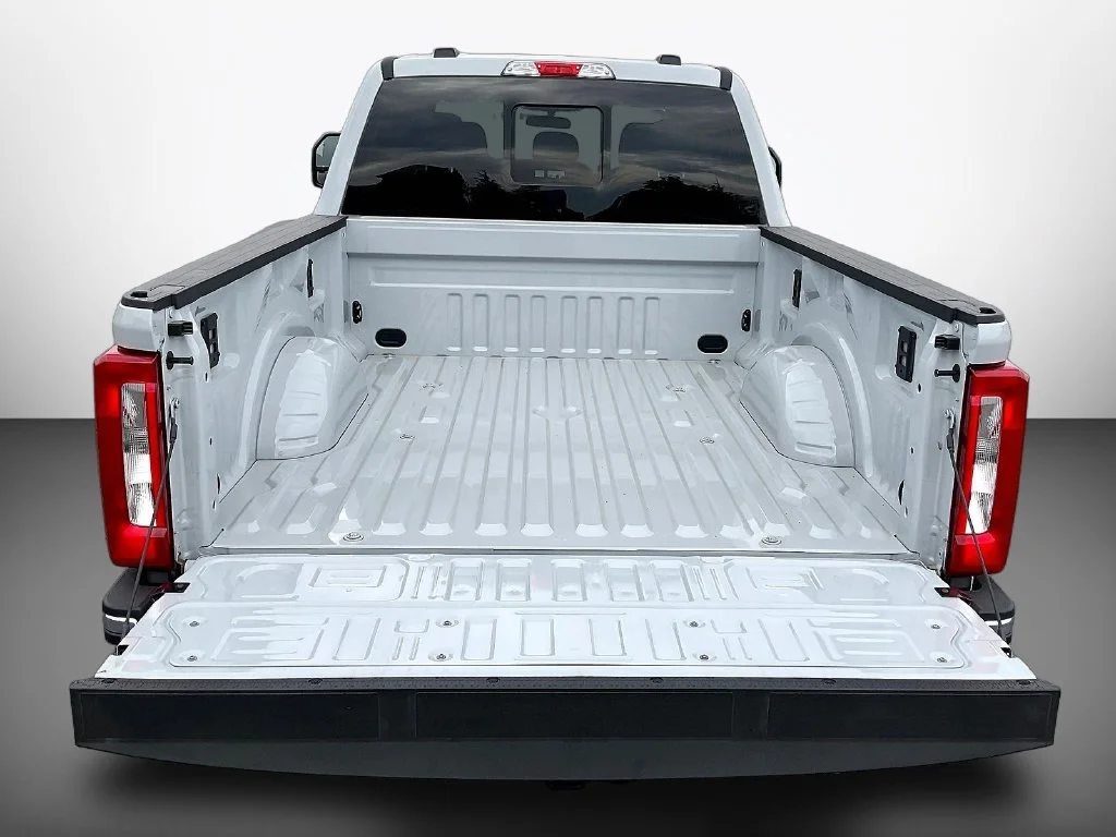 New 2026 Avalanche Ford F-350® XL image 16