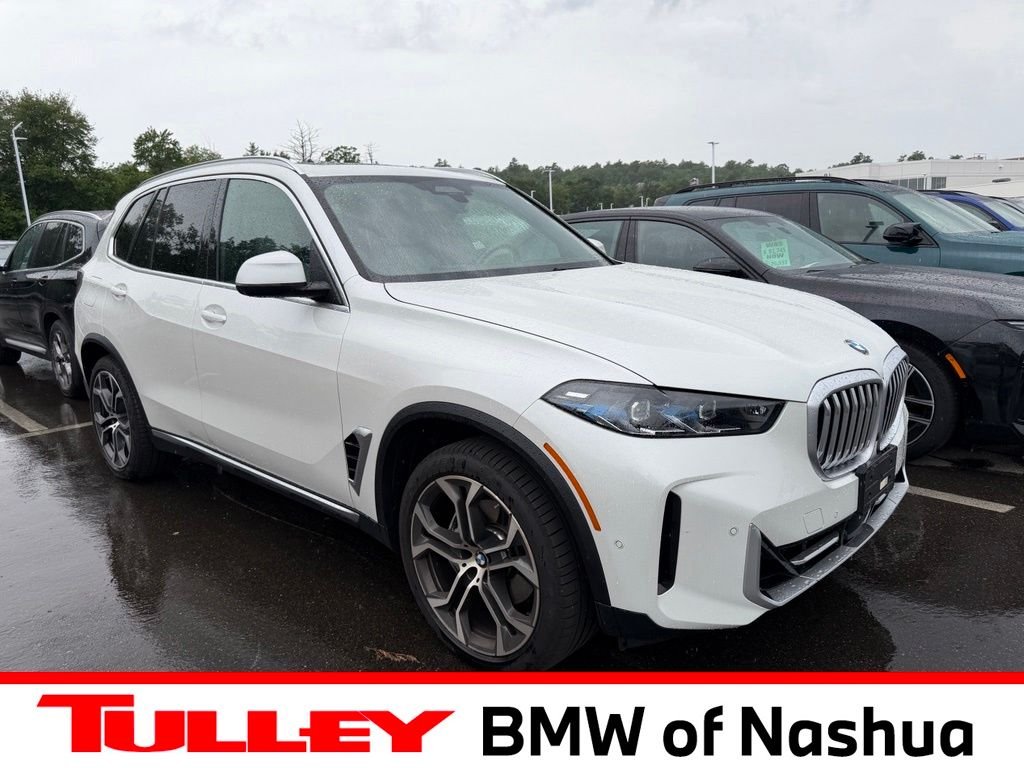 Used 2026 White BMW xDrive40i image 1