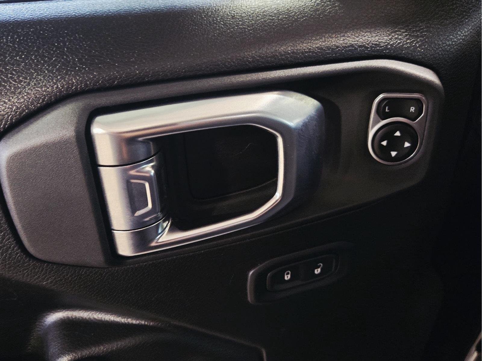 Used 2026 Black Clearcoat Jeep Rubicon image 10