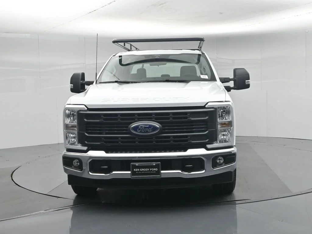 2026 Ford F-350 Super Duty XL - Photo 57