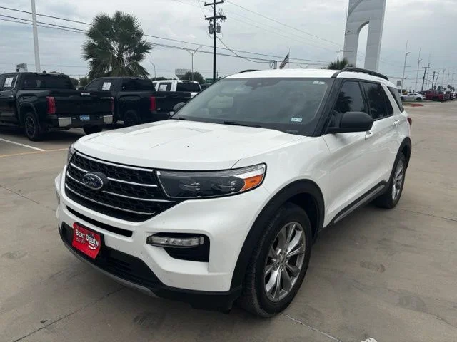 Used 2020 White Ford XLT image 3