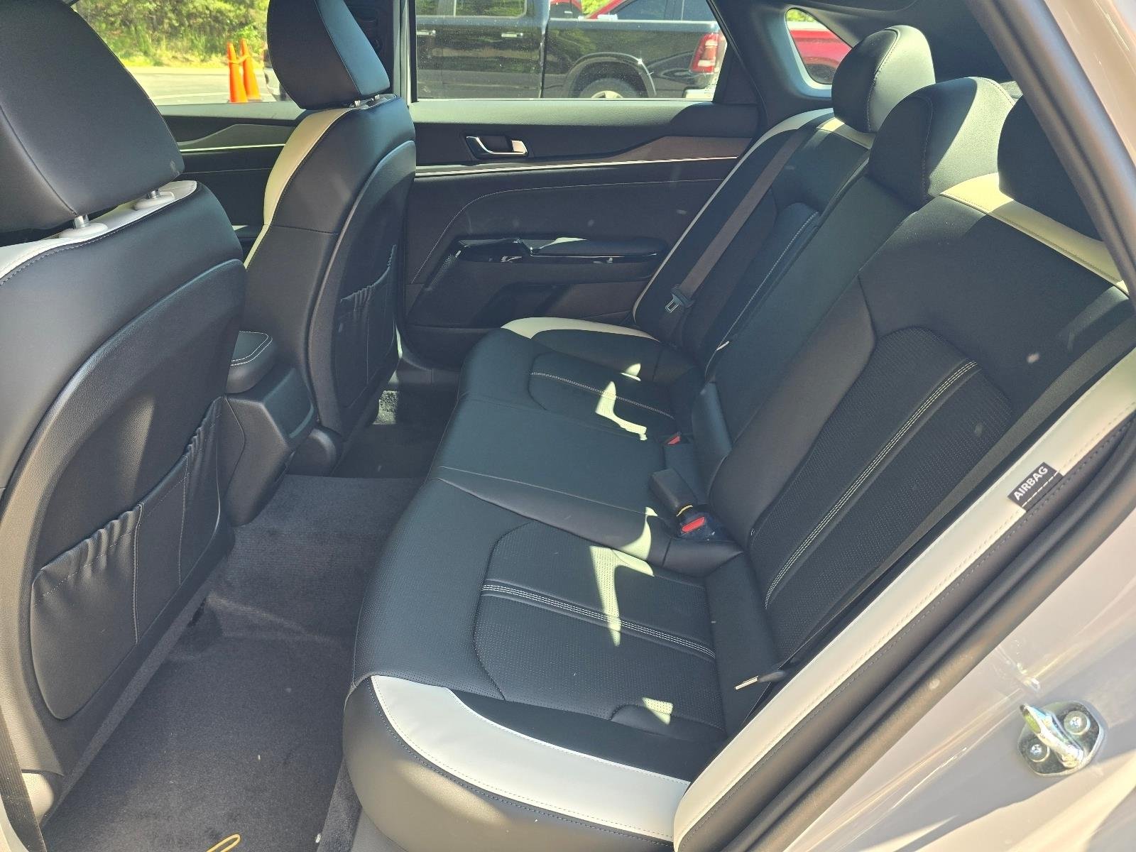 New 2026 Wolf Gray Kia GT-Line AWD image 4