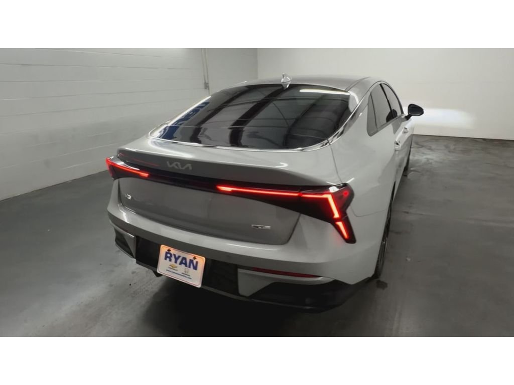 Used 2025 Wolf Gray Kia GT-Line image 8
