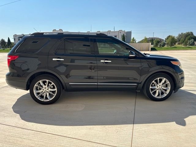 Used 2014 Black Ford Limited image 4