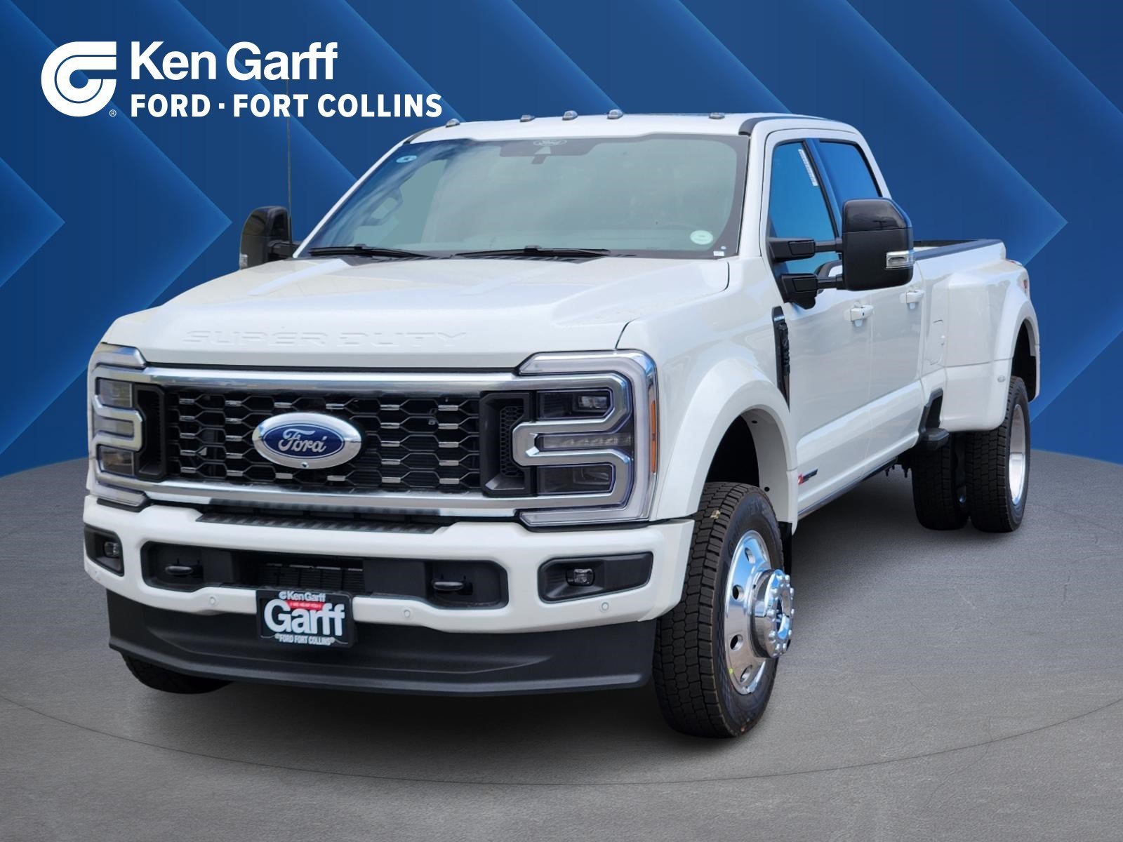 New 2026 Star White Metallic Tri-Coat Ford Platinum image 1