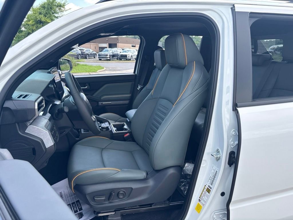 2025 Toyota Tacoma Trailhunter - Photo 28
