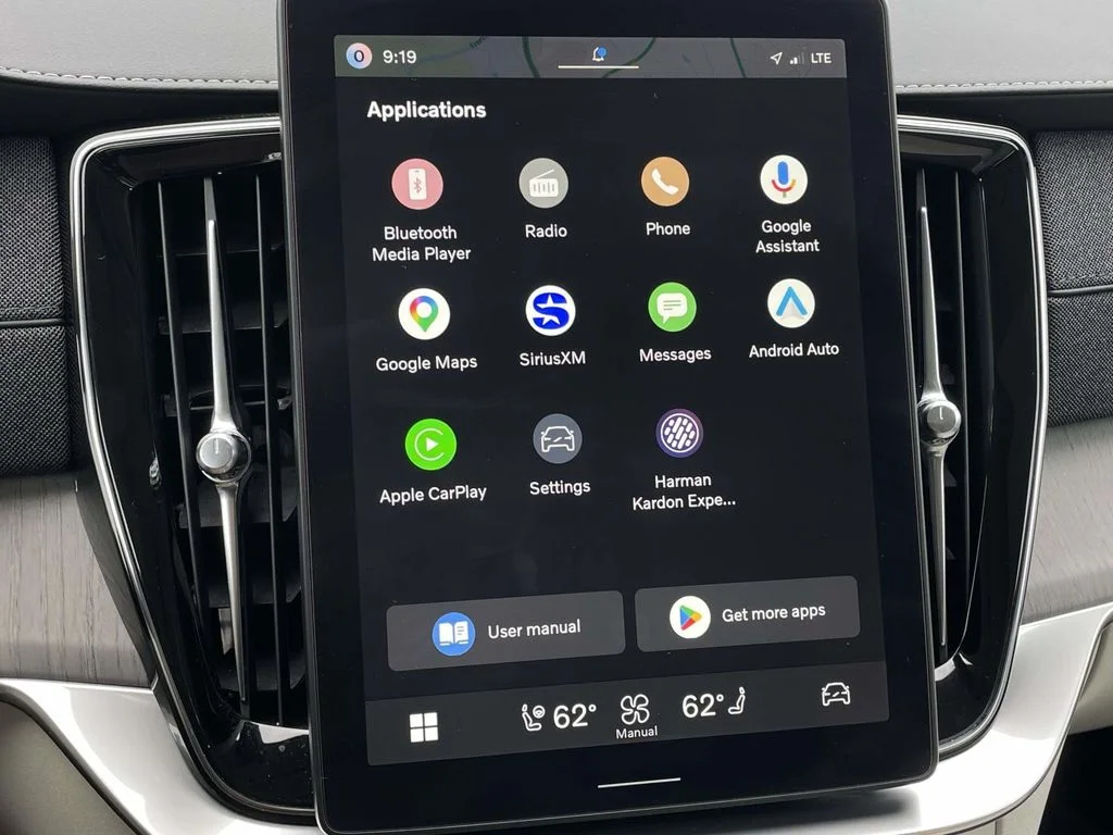 2026 Volvo XC90 Ultra - Photo 16
