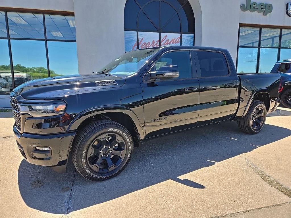 New 2026 Diamond Black Crystal Pearl-Coat Exterior Paint RAM Big Horn/Lone Star image 3