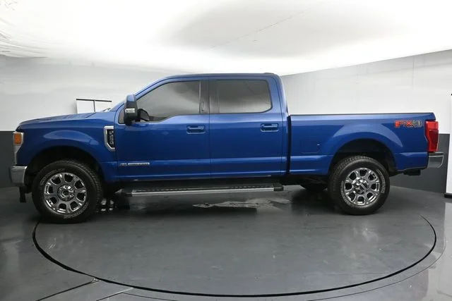 Used 2022 Blue Ford Lariat image 5