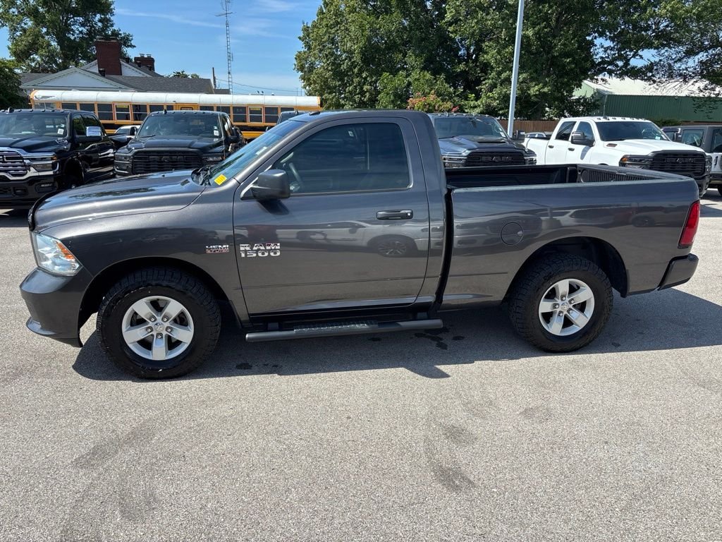 Certified Used 2018 Gray Ram Express image 2