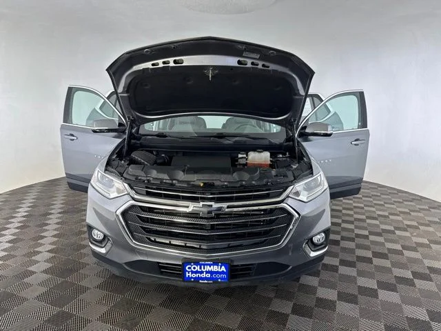 Used 2019 Gray Chevrolet 3LT image 14